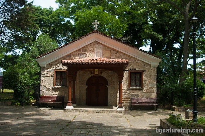 he chapel of "St. Zosimus " in the park near the sea. 