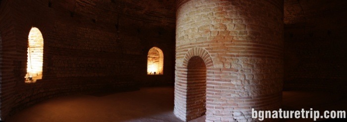  The round cell with niches that once housed urns with the dust of the dead 